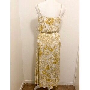 Lovestitch Midi Ruffled Cream Midi Dress Size Medium